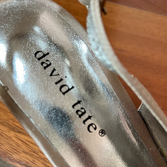 David Tate Champagne Woman’s Sandals Sparkle Low Heel Dress Formal Party Open 8 - Picture 10 of 10